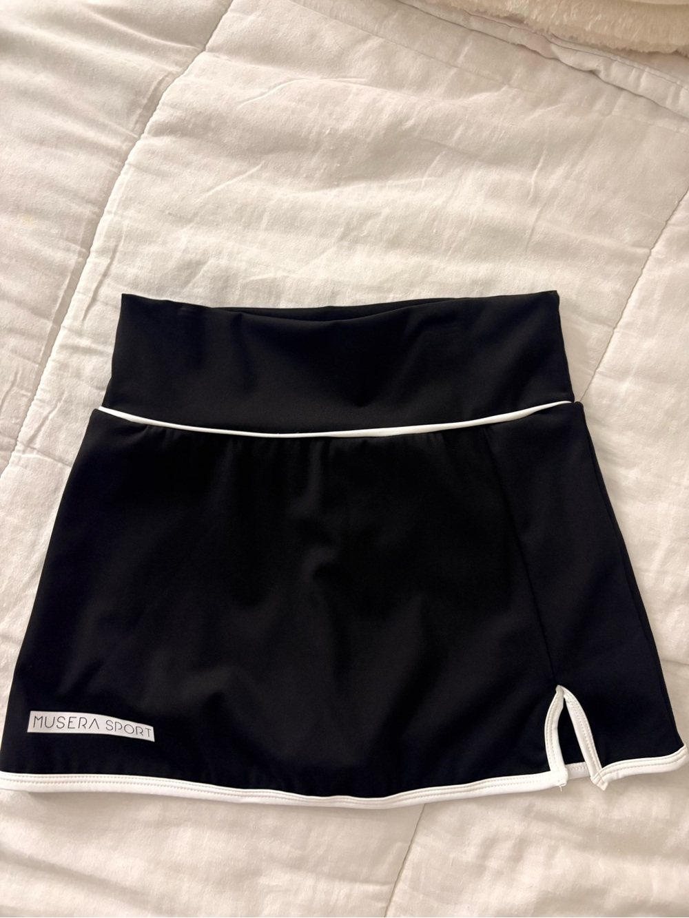 SHEIN Black Women's Athletic Skort with White Size Tag